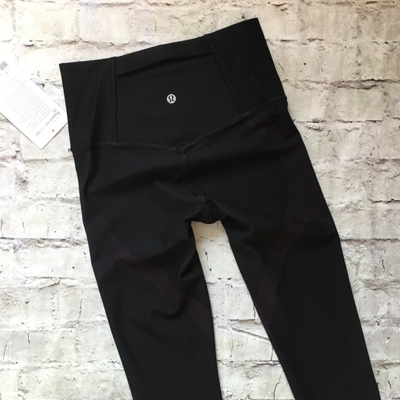 NEW Lululemon Mapped Out High Rise Tight! - Picture 7 of 8